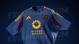 Roma, ecco la terza maglia: sarà blu e torna l’acronimo ‘ASR’