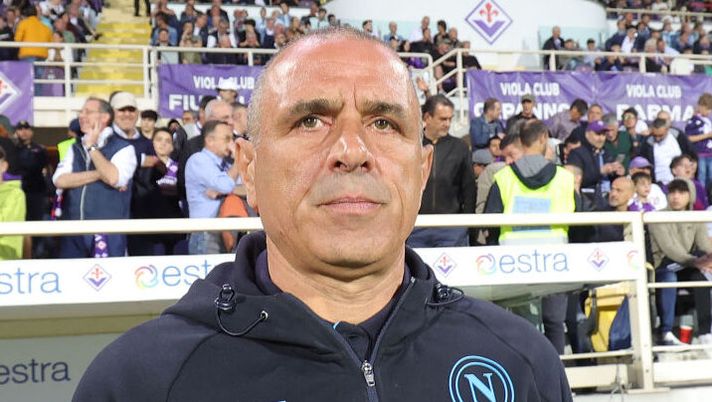 Calzona: “Sciacalli dicono che non alleno, c’era una catastrofe anche extra campo! Lindstrom e Kvara…” - immagine 1