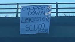 Il doppio derby di Coventry: la squadra vince la partita, la Polizia rimuove gli striscioni