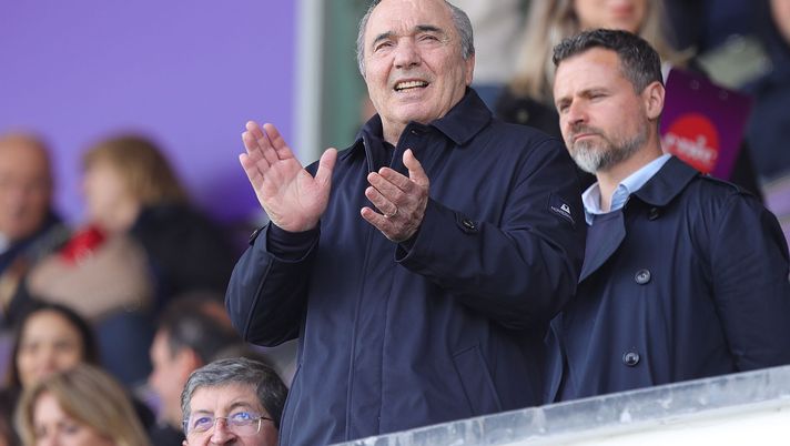 FLORENCE, ITALY - MAY 14: Rocco Commisso president of ACF Fiorentina during the Serie A match between ACF Fiorentina and Udinese Calcio at Stadio Artemio Franchi on May 14, 2023 in Florence, Italy. (Photo by Gabriele Maltinti/Getty Images) Oggi parla Commisso, poi la partenza: i piani del Presidente viola - immagine 1