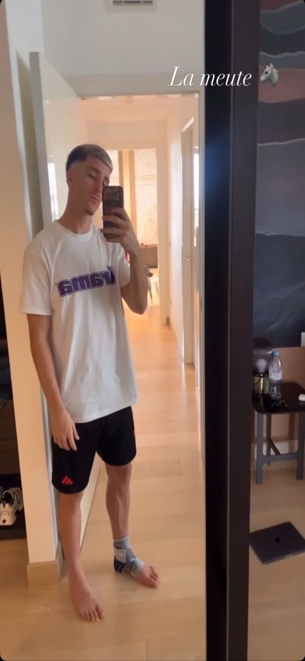 Saelemakers, prosegue il recupero: lo scatto con la fasciatura alla caviglia- immagine 2