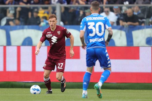 EMPOLI, ITALY - MAY 01: Mergim Vojvoda of Torino FC in action during the Serie A match between Empoli FC and Torino FC at Stadio Carlo Castellani on May 1, 2022 in Empoli, Italy. (Photo by Gabriele Maltinti/Getty Images)
