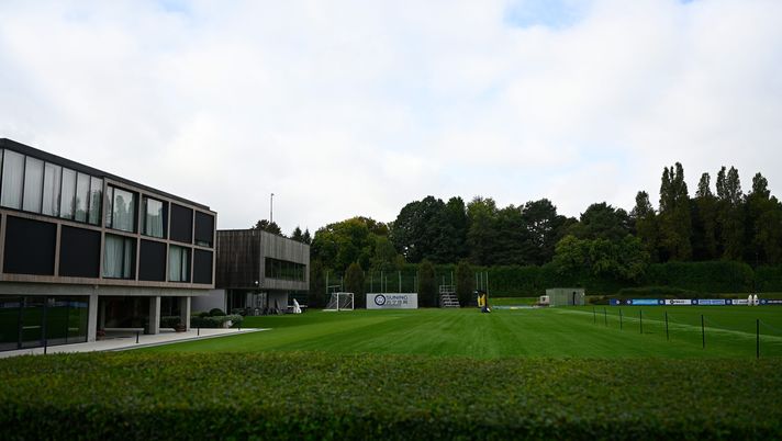 COMO, ITALY - SEPTEMBER 27: General view inside the FC Internazionale UEFA Champions League training session at the club's training ground Suning Training Center at Appiano Gentile on September 27, 2021 in Como, Italy. (Photo by Mattia Ozbot - Inter/Inter via Getty Images) Inter torna a viaggiare in estate: preparazione in Germania e poi 3 big match in Australia con… - immagine 1