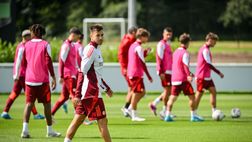 Ritiro Roma, primo allenamento al rientro dall’Inghilterra: scarico e partitella