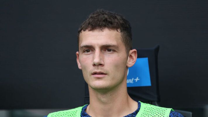 L’Equipe: “Occhio a Pavard: il difensore dell’Inter starebbe meditando l’addio alla nazionale” - immagine 1