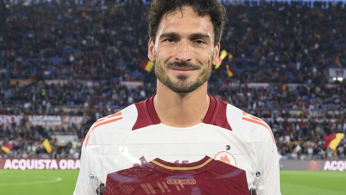 Hummels saluta la Roma: “Un grande onore”. I compagni lo ringraziano sui social - immagine 1