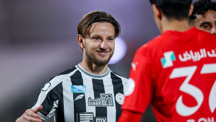 Rakitic esalta Totti: “È unico, il numero uno” – VIDEO - immagine 1