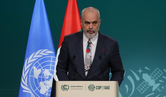 De Biasi: “Italia-Albania importante ma non decisiva. Asllani forte ma Barella…”- immagine 2