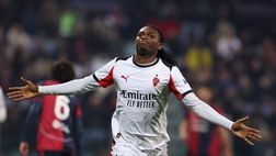 Serie A, Cagliari-Milan 0-1: ad Allegri basta un gol di Leao per tornare in vetta