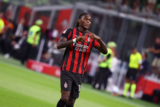 (Photo by Giuseppe Cottini/AC Milan via Getty Images) leao-rete-gol-storia-milan-bari-coppa-italia-san-siro-ibrahimovic