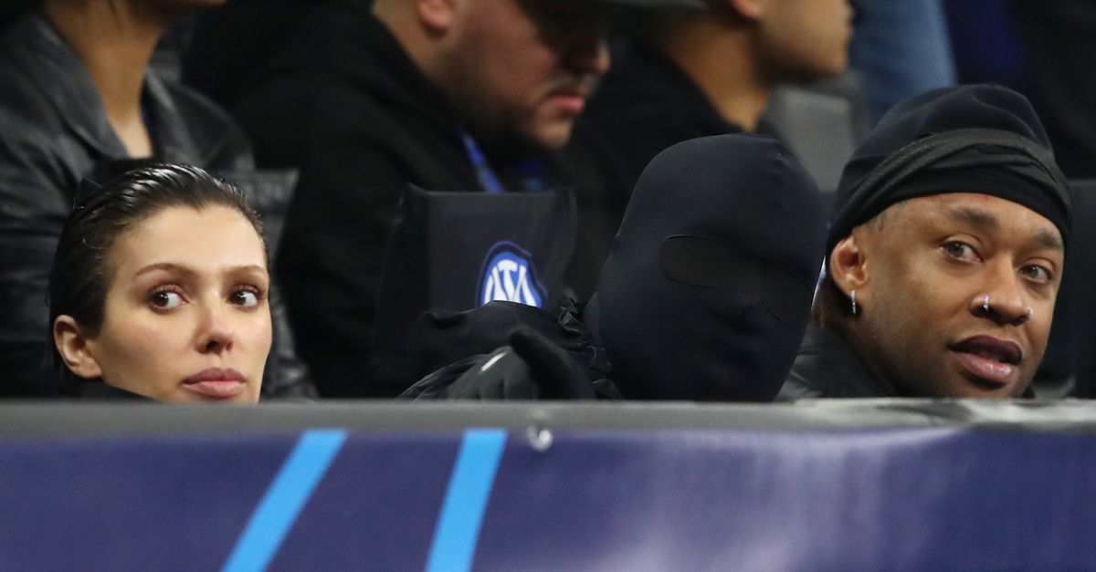 Kanye West e Bianca Censori, accordo sugli outfit: lei ha guadagnato quasi 3 milioni Kanye West e Bianca Censori, accordo sugli outfit: lei ha guadagnato quasi 3 milioni