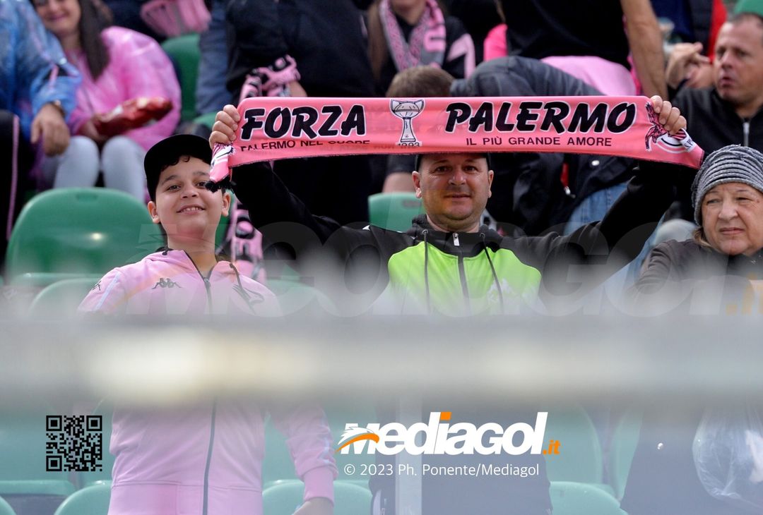 FOTOTIFO Palermo-Cittadella 0-1, gli scatti ai tifosi al “Renzo Barbera” (GALLERY) - immagine 50