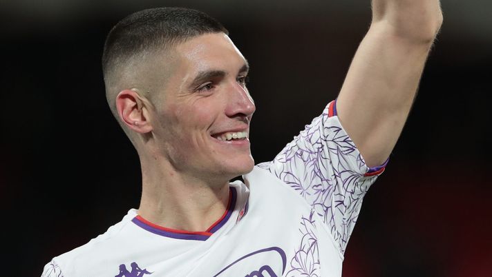 MONZA, ITALY - DECEMBER 22: Nikola Milenkovic of ACF Fiorentina celebrates following the Serie A TIM match between AC Monza and ACF Fiorentina at U-Power Stadium on December 22, 2023 in Monza, Italy. (Photo by Emilio Andreoli/Getty Images) La Nazione: “Prima offerta per Milenkovic. Per la Fiorentina non è incedibile” - immagine 1