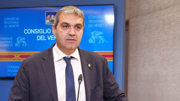 Anche Soranzo si abbona: “Ma la curva è un pugno nell’occhio. Mi sto muovendo a livello nazionale per…” - immagine 1