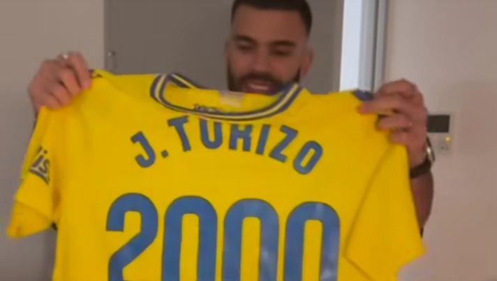 Derby canoro alle Canarie: Manuel Turizo amava il Tenerife, ma adesso “flirta” con i rivali del Las Palmas - immagine 1