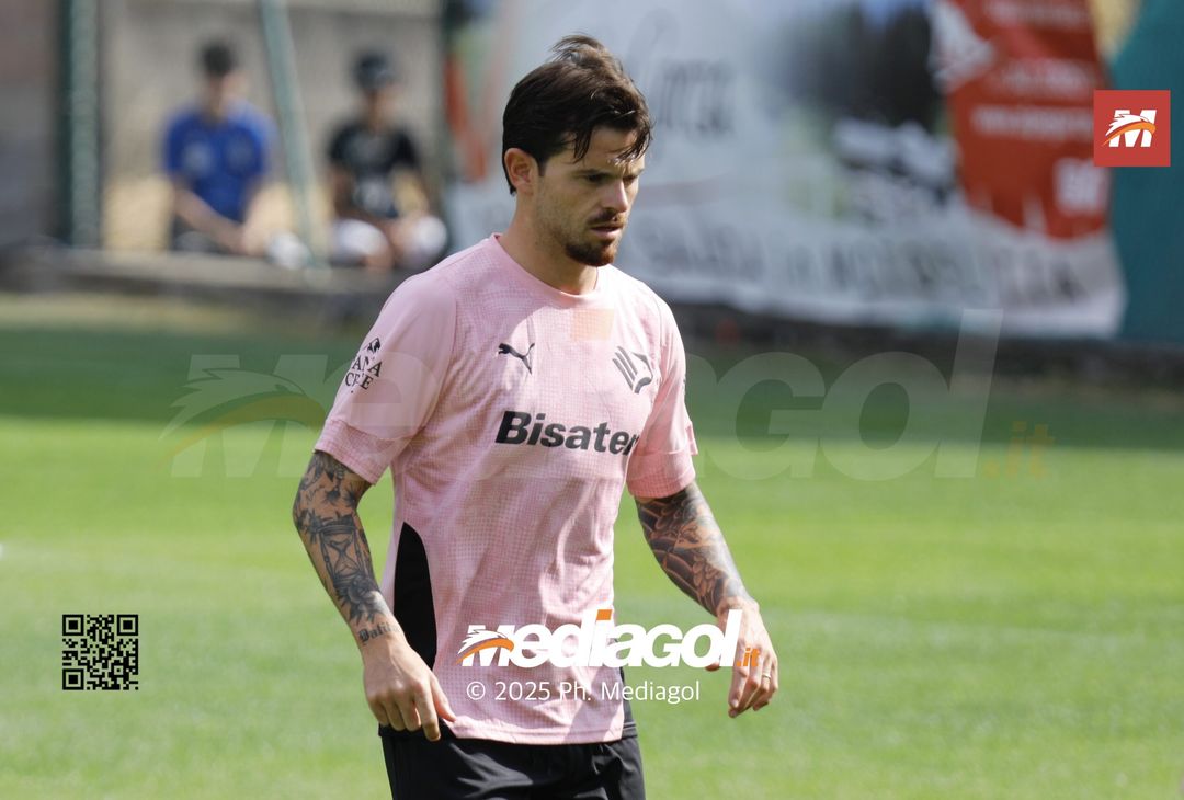 FOTO, allenamenti e contrasti al ritiro del Palermo - immagine 4