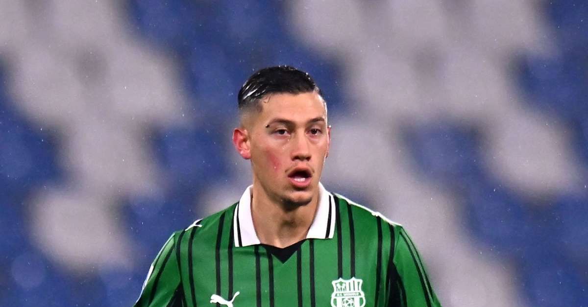 Idzes opzione Milan per il calciomercato. E se Gimenez dovesse partire … Idzes opzione Milan per il calciomercato. E se Gimenez dovesse partire …