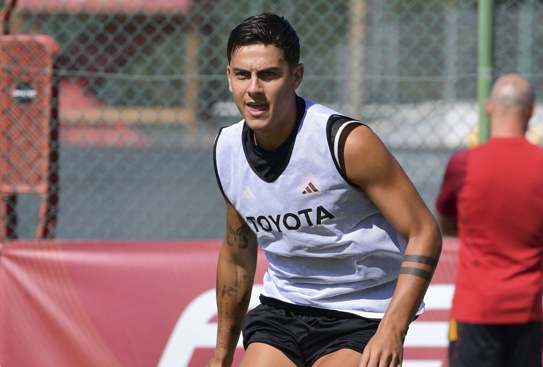 Roma, allenamento di Ferragosto a Trigoria. C’è Dybala – FOTO GALLERY- immagine 1