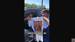 VIDEO / Tifoso gli regala il santino per Monaco: Inzaghi reagisce così