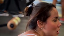 Sonia Isaza, l’allenamento è hot: lady Vidal allena i glutei e fa impazzire il web