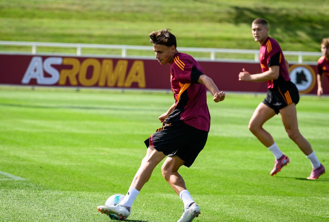 Roma, il secondo giorno di ritiro al St. George’s Park – FOTO GALLERY - immagine 59