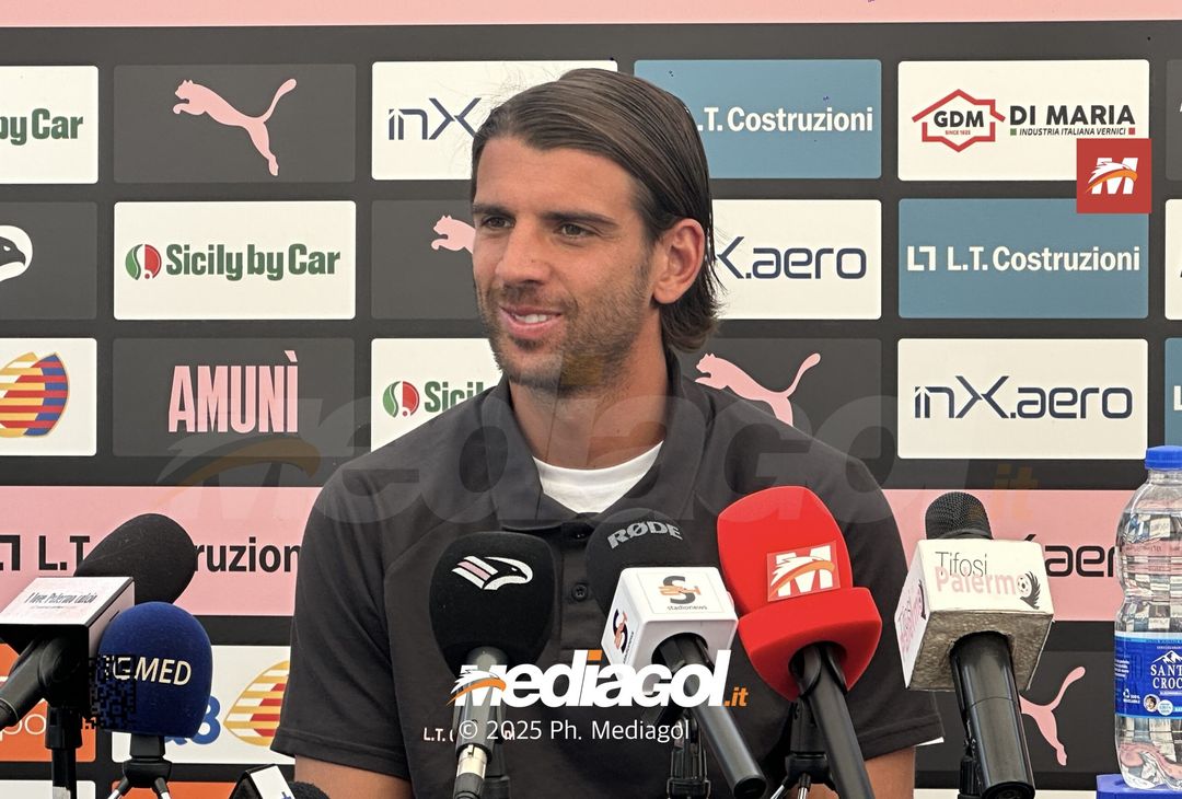 FOTO, Ceccaroni: sorrisi e promesse in conferenza stampa - immagine 23