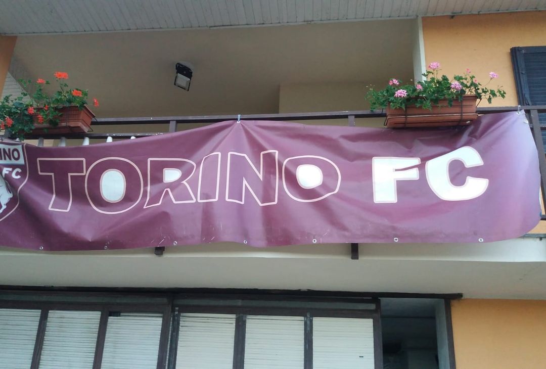 Fotogallery 3 – Il 4 maggio a casa, le foto dei tifosi granata - immagine 14