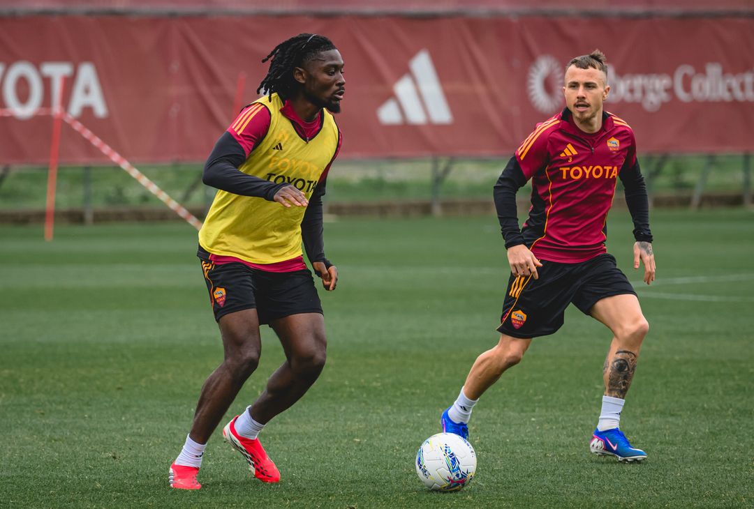 Trigoria, l’allenamento a -2 da Roma-Juventus: Dybala in gruppo – FOTO GALLERY - immagine 16