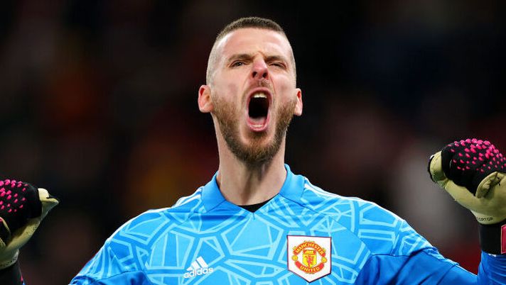 MANCHESTER, ENGLAND - MARCH 01: David De Gea of Manchester United celebrates their side's second goal scored by Alejandro Garnacho during the Emirates FA Cup Fifth Round match between Manchester United and West Ham United at Old Trafford on March 01, 2023 in Manchester, England. (Photo by Marc Atkins/Getty Images) HERE WE GO – La Fiorentina ha preso De Gea, è fatta! Ecco ingaggio e dettagli - immagine 1