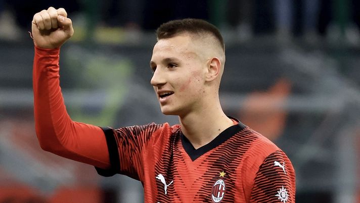 Francesco Camarda AC Milan Milan-Fiorentina 1-0 Serie A 2023-2024