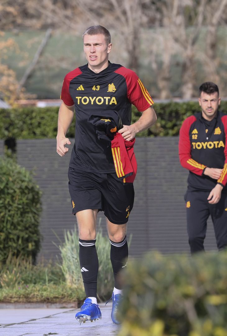 Roma, il secondo allenamento in vista della Fiorentina – FOTO GALLERY - immagine 3