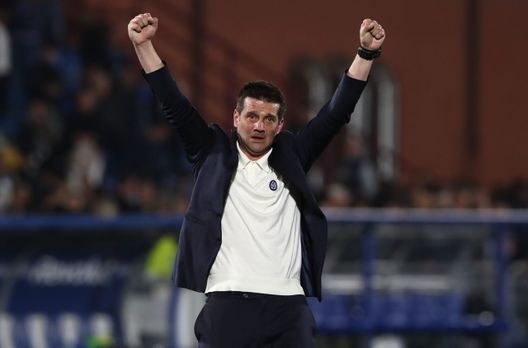 Chivu esulta dopo un gol