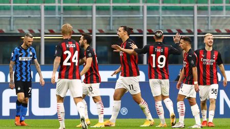 Milan, ecco cosa succede quando Mariani ti arbitra in trasferta... (Foto di Marco Luzzani/Getty Images) Milan, ecco cosa succede quando Mariani ti arbitra in trasferta...