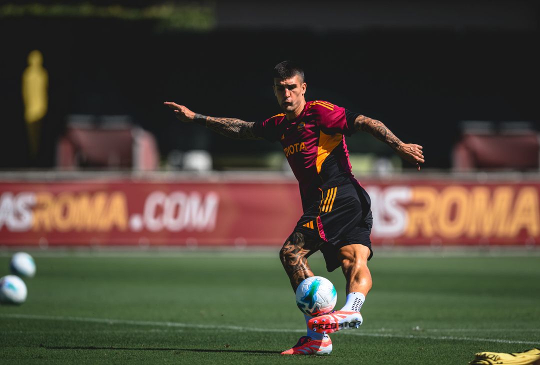 Trigoria, l’allenamento a due giorni dal derby: presenti Massara e Ranieri – FOTO GALLERY - immagine 31