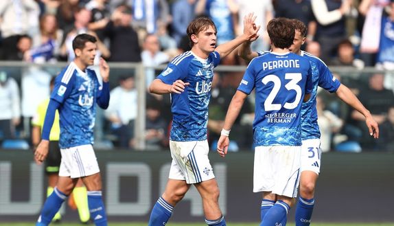 Como, con la Juventus 15′ di silenzio dei tifosi contro la partita a Perth- immagine 2