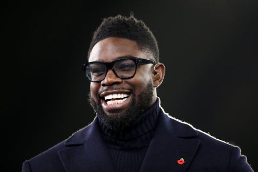 (Photo by Lewis Storey/Getty Images) Micah Richards fa il pieno di pronostici sbagliati in Champions. Stracciato da un cane- immagine 2