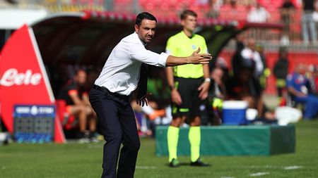MONZA, ITALY - OCTOBER 08: Raffaele Palladino, Head Coach of AC Monza, gestures during the Serie A TIM match between AC Monza and US Salernitana at U-Power Stadium on October 08, 2023 in Monza, Italy. (Photo by Marco Luzzani/Getty Images)