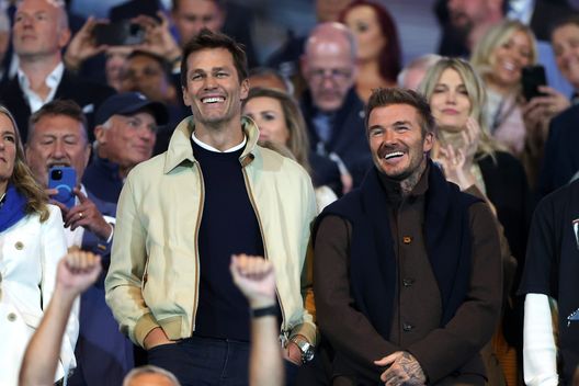 BIRMINGHAM, INGHILTERRA: Tom Brady, ex campione di football americano, insieme a David Beckham. (Foto di Alex Pantling/Getty Images) Tom Brady Birmingham