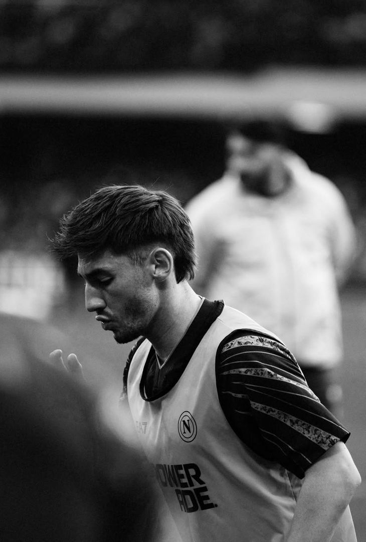 Ritorni, stelle ai i box ed esultanze: i suggestivi scatti di Napoli-Lecce – LE FOTO - immagine 14