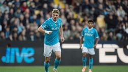 Hojlund annullato da Kabasele, si divora il gol del pari: i voti dei quotidiani