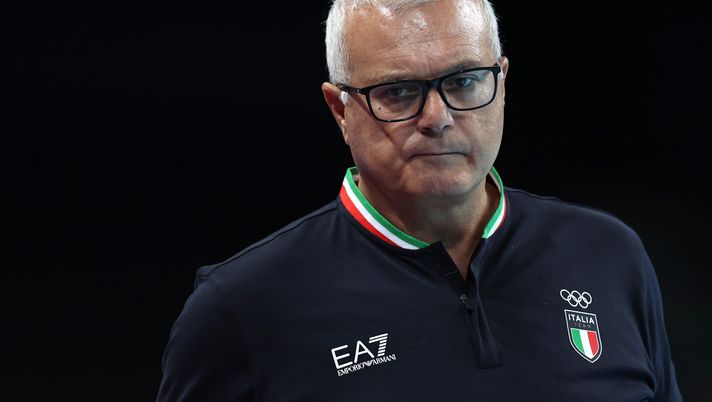 NANTERRE, FRANCE - AUGUST 10: Sandro Campagna, Head coach of Team Italy looks on in the Men's Classification 7th-8th match between Team Australia and Team Italy on day fifteen of the Olympic Games Paris 2024 at Paris La Defense Arena on August 10, 2024 in Nanterre, France. (Photo by Quinn Rooney/Getty Images) sandro campagna