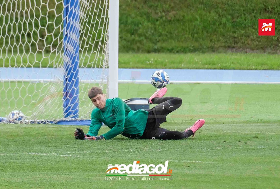 FOTO Ritiro Palermo, gli scatti della seduta mattutina dei rosanero (Gallery) - immagine 13