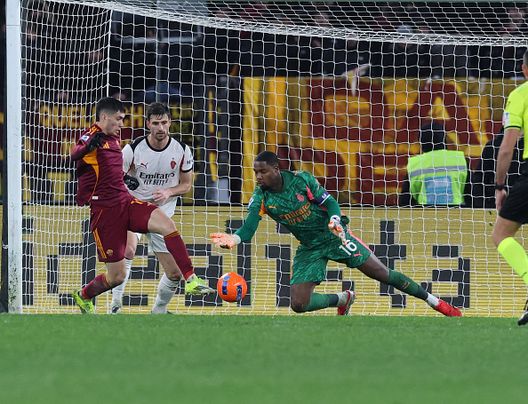 maignan-aggredito-dallarbitro-ma-il-romanista-non-se-ne-accorge