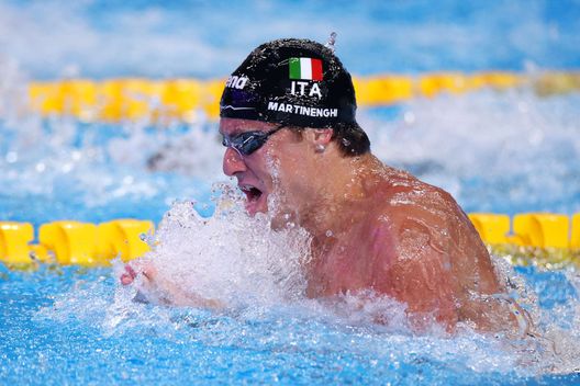 Martinenghi (Photo by Adam Pretty/Getty Images) Nuoto, record per Pilato e sorriso Martinenghi nei 100 rana al Settecolli- immagine 4