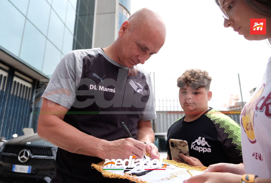 FOTO Reggiana-Palermo, il Palermo in partenza dal ‘Renzo Barbera’ (GALLERY) - immagine 10