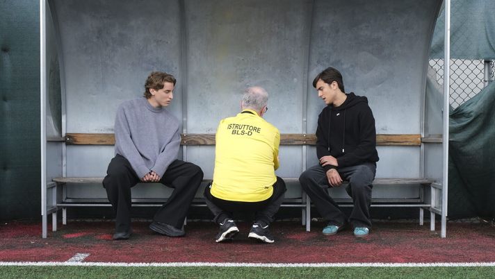 Bove e Dybala insieme per il Primo Soccorso: le immagini a Casa Viola Bove e Dybala insieme per il Primo Soccorso: le immagini a Casa Viola - immagine 1