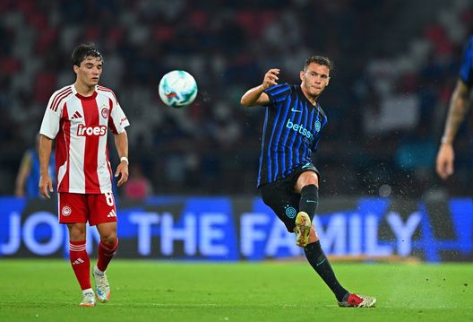 BARI, ITALY - AUGUST 16: Kristjan Asllani of FC Internazionale during the Pre-Season friendly match between FC Internazionale and Olympiacos FC at Stadio San Nicola on August 16, 2025 in Bari, Italy. (Photo by Mattia Pistoia - Inter/Inter via Getty Images)