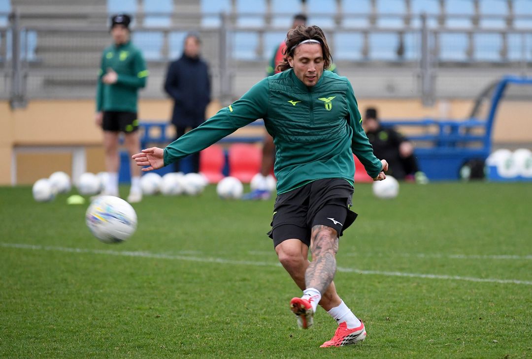 Lazio, dopo la Juve il ritiro a Coverciano: le immagini dell’allenamento – GALLERY - immagine 29