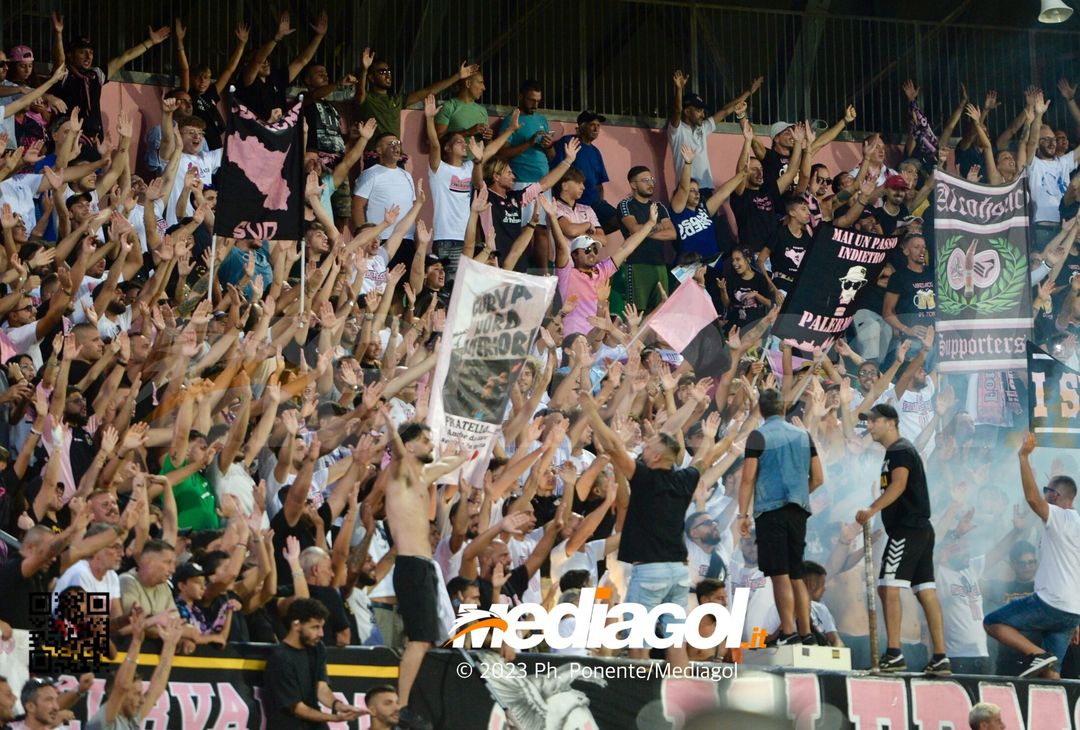 FOTO Palermo-Feralpisalò 3-0, 4ª giornata Serie B 2023-2024 (GALLERY) - immagine 81