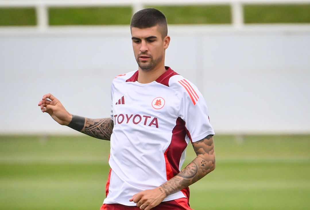 Ritiro Roma, Dovbyk scalda i motori: le indicazioni di De Rossi – FOTO GALLERY - immagine 82